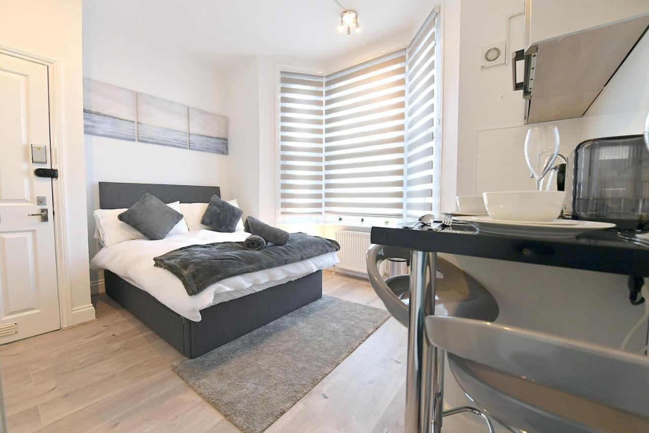 Stylish By Luxestays Fulham Apartment London